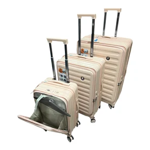 Комплект чемоданов Cruiser Russian 100% поликарбонат