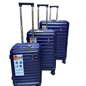 Комплект чемоданов от Cruiser Russian